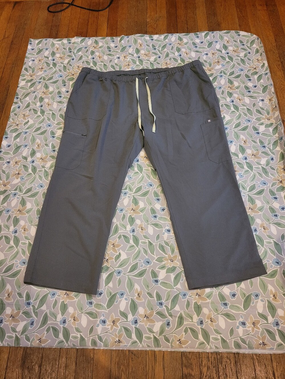 Womens Size 6XL FIGS Technical Collection Scrub Pants In Graphite Color